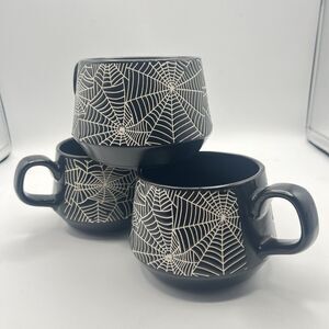 COCO + LOLA Halloween Spiderweb Set of 3  Coffee Mugs Black Cups Mug
